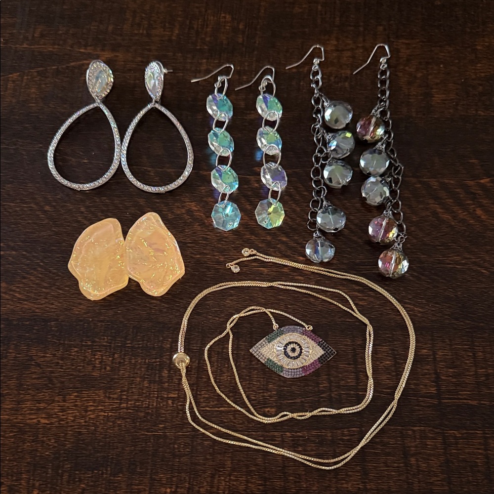 Elegant Silver and Gold Jewelry Set